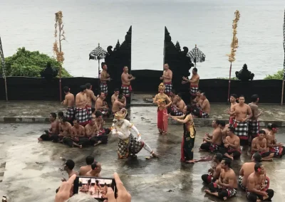 ケチャッ・ファイヤーダンス鑑賞＆ウルワツ寺院散策