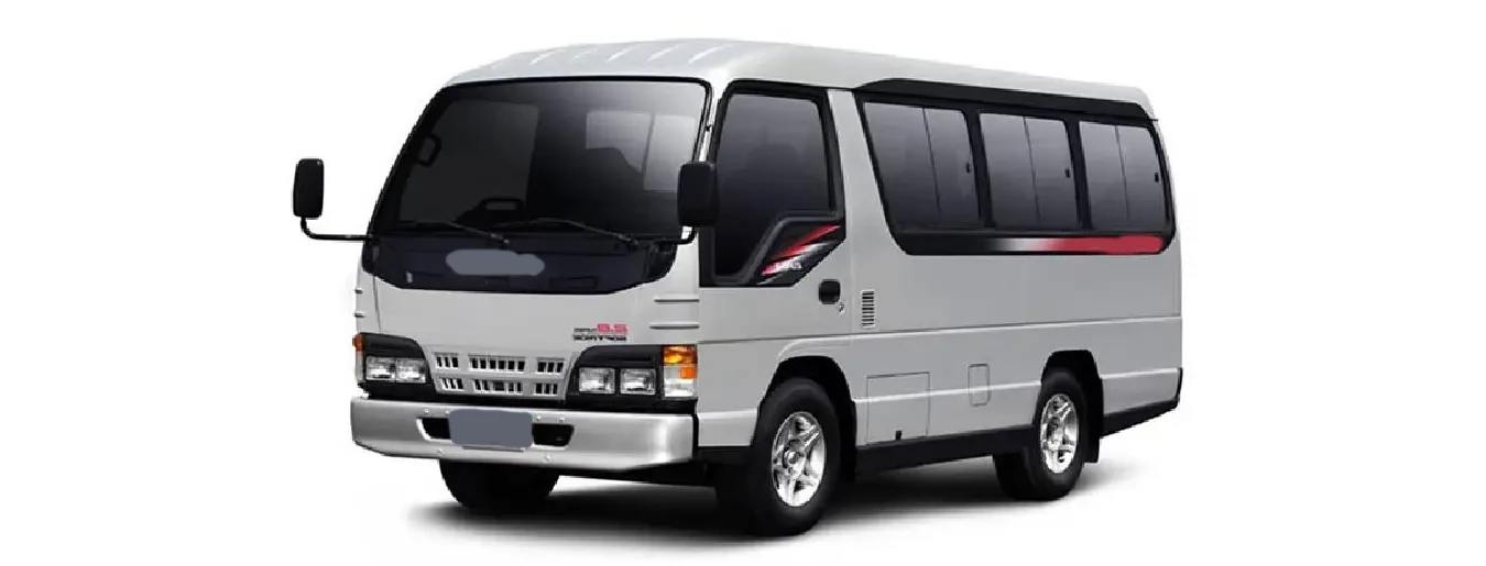 バリ島カーチャーター10人乗り車